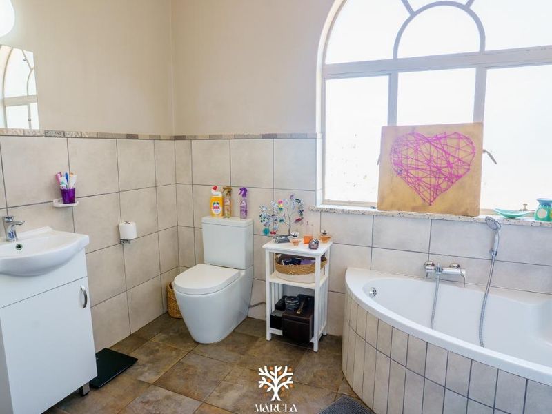 FOR SALE | N$5 500 000.00 | EXCLUSIVE SOLE MANDATE 📍 LUDWIGSDORF, WINDHOEK Potential Rental Income: N$45 000.00 - Photo 10