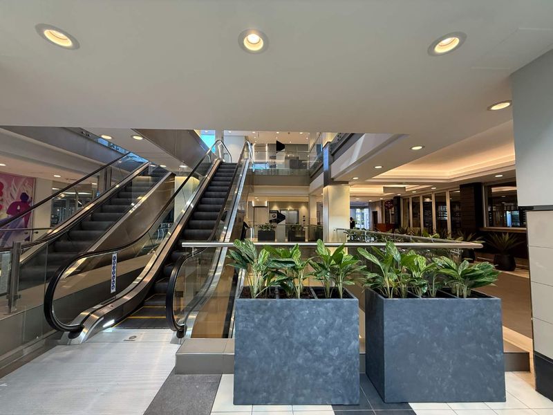Retail Space Available Now - Prime Location - Photo 2