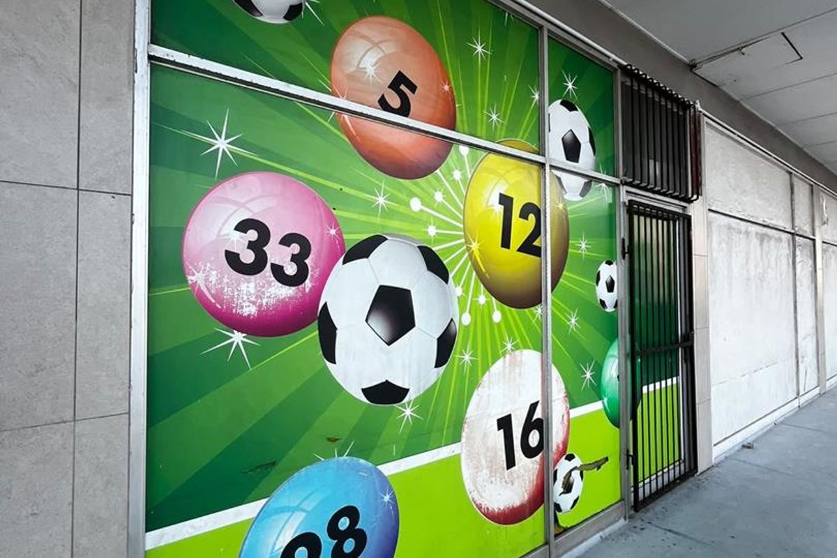 Unlock Business Potential in Our Prime Location! - Photo 2