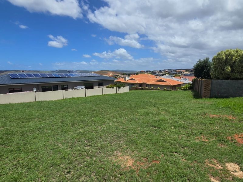 A rare opportunity -  Priced to sell fast - Photo 6