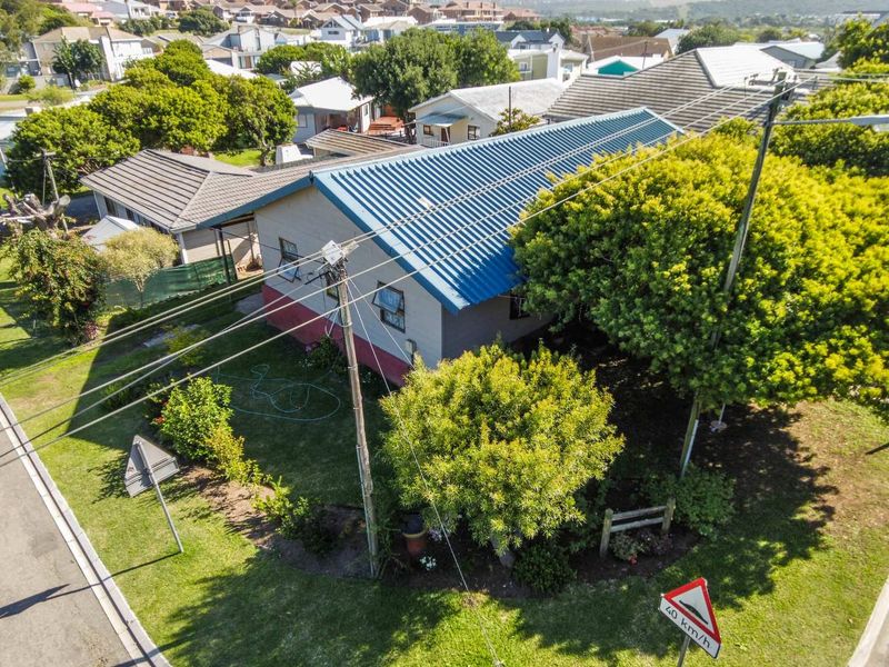 Holiday home in the heart of Hartenbos 670 meters to the beach! - Photo 2