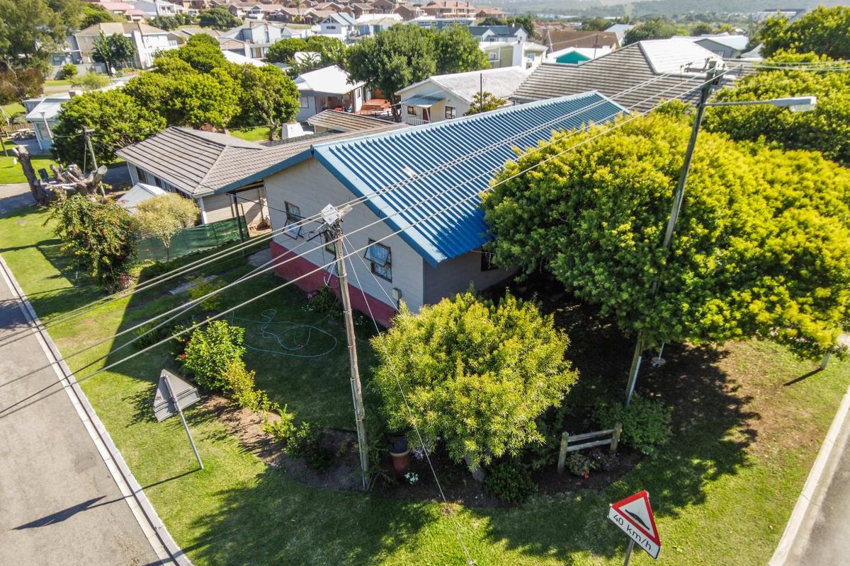 Holiday home in the heart of Hartenbos 670 meters to the beach! - Photo 2