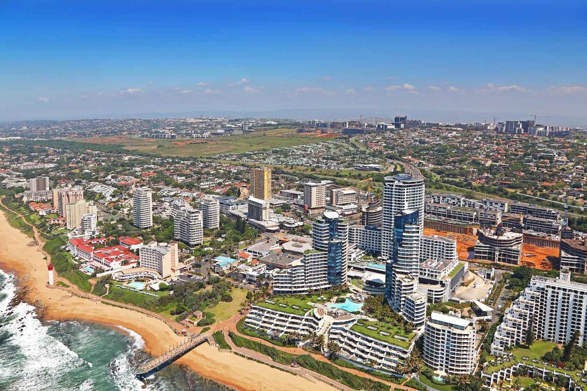 Endless views of the Indian Ocean - Photo 2