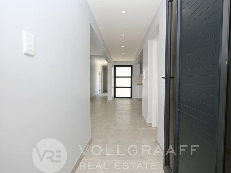 Newly Built Home in Mile 4, Ext 1 - Photo 3