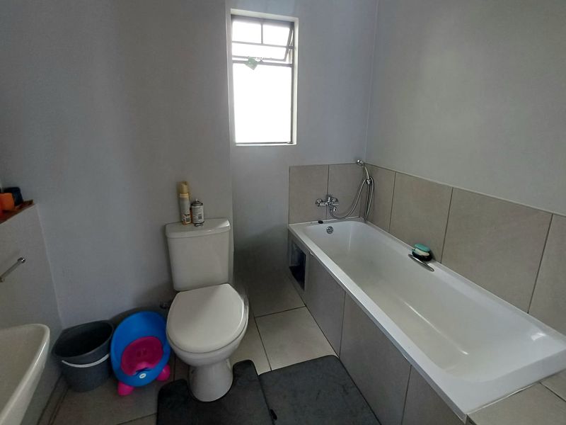 A Stunning 2 bedroom apartment on the 3 floor! - Photo 7