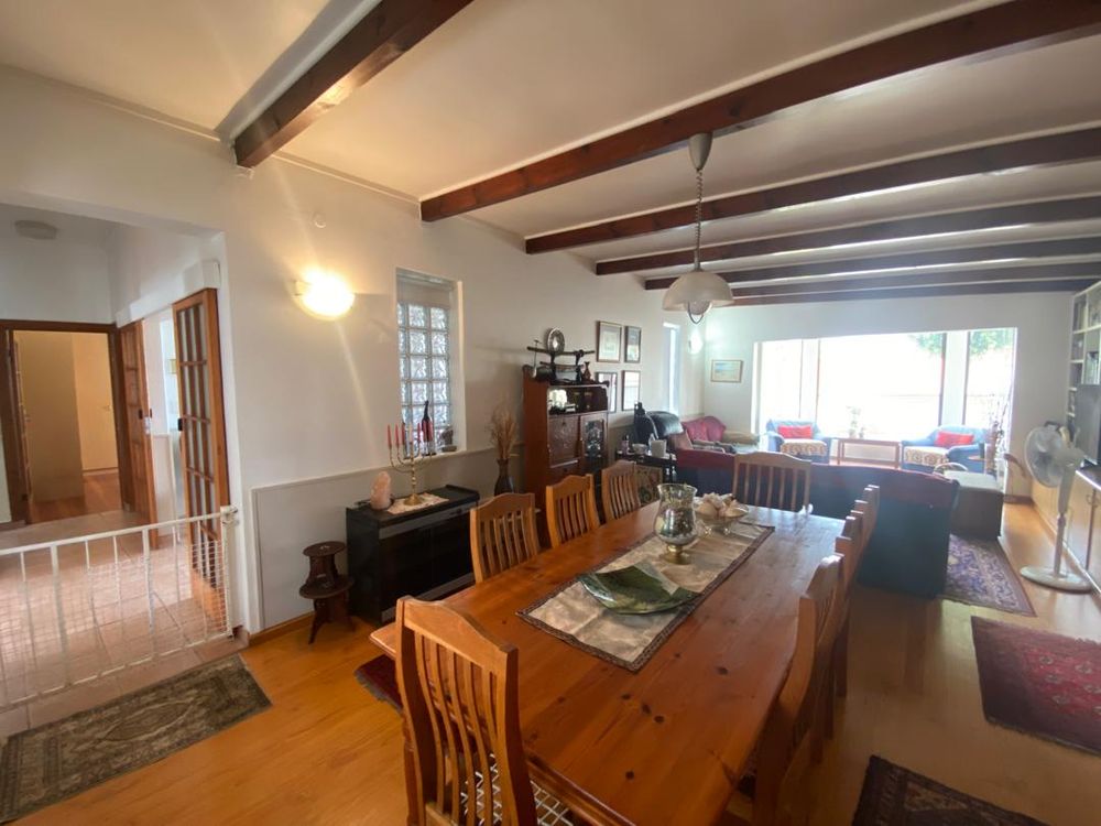 Lounge and dining room