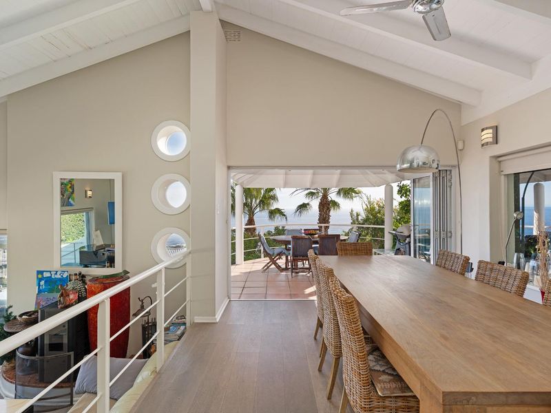 Set in a superior elevated location on Medburn Road - Photo 7
