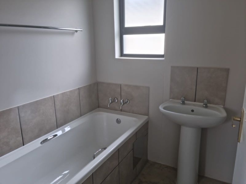 Tanganani Development  - Brand New! R 725 450 3 beds 1 bath - Photo 7