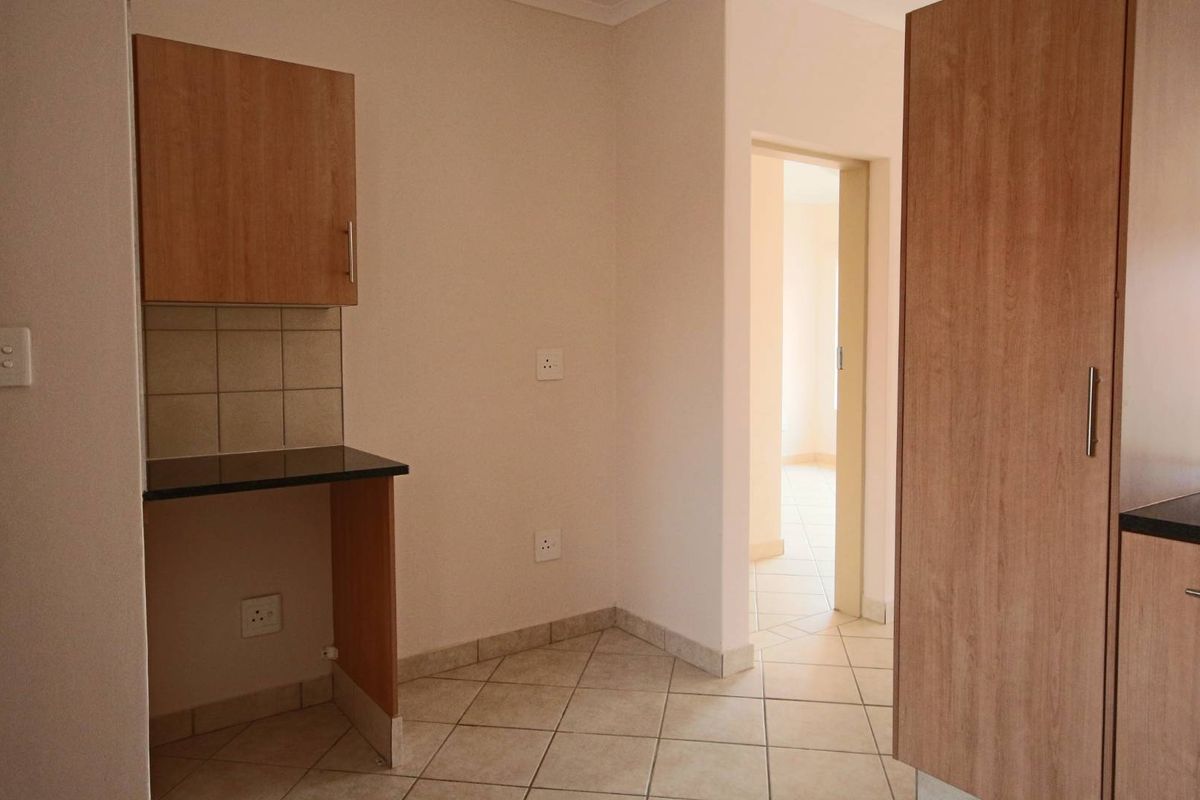 Modern ground floor 3 Bedroom! - Photo 3