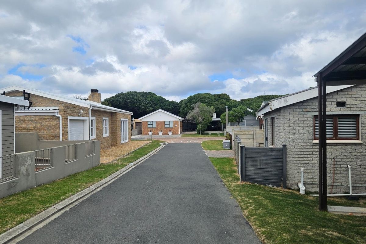 Affordable Seaside Escape with Loads of Potential - Photo 2