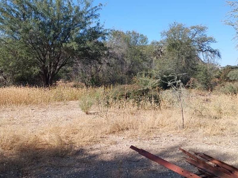 Charming Property with Versatile Spaces and Amenities - Photo 6