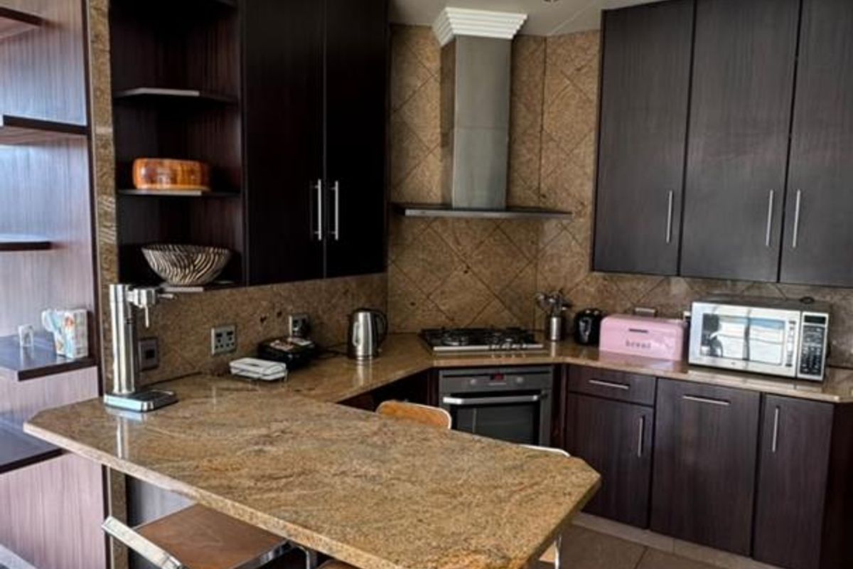 Two property in one With a Stunning View - Photo 3