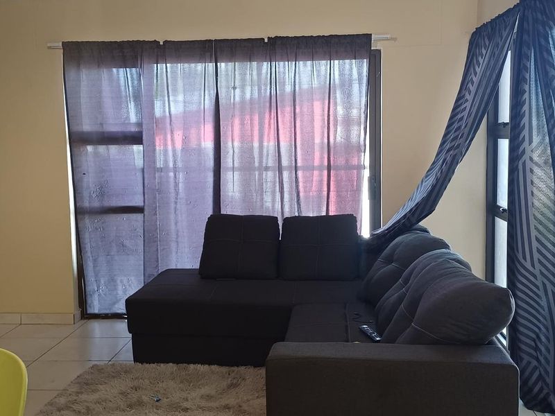 This affordable apartment in Extension 6 is ideal for single professionals, young couples, and first-time buyers wanting a safe and cozy place to call home! 🏡 - Photo 6