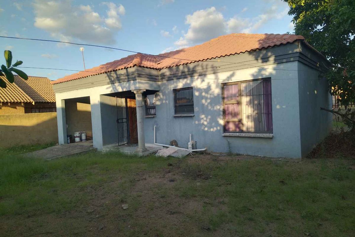 2 bedrooms house for sale in Soshanguve P - Photo 2