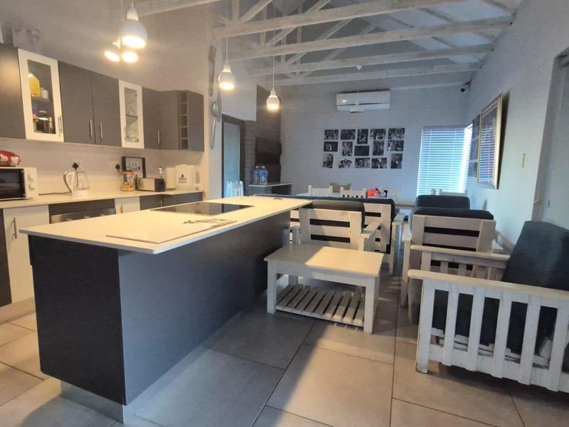 Stunning family home in Sought after area in Seemeeu Park - Photo 6