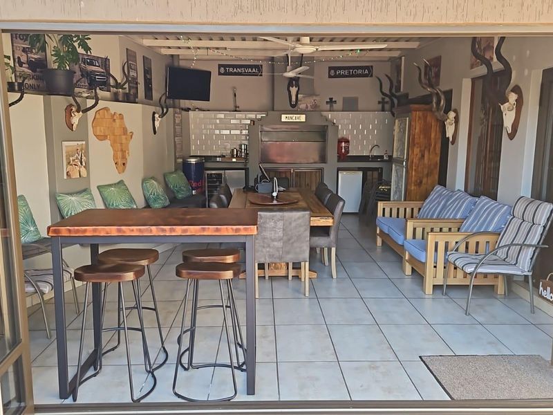 A VISION OF THE PERFECT HOME; SECURE,SUSTAINABLE AND STUNNING - Photo 8