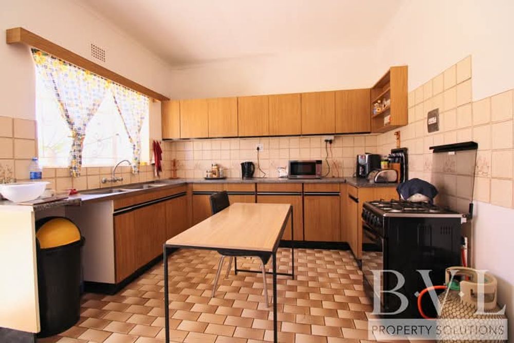 Kitchen with Built In Cupboards