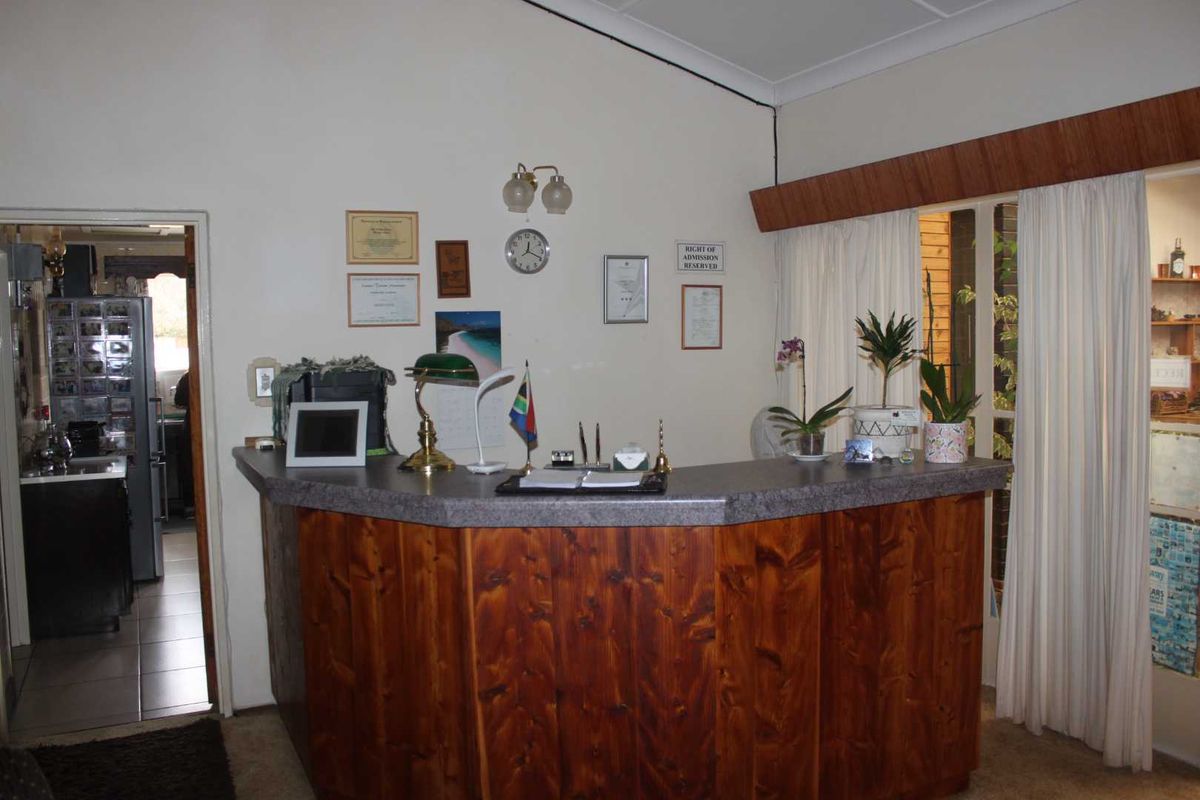 LUCRATIVE GUEST HOUSE - Photo 5