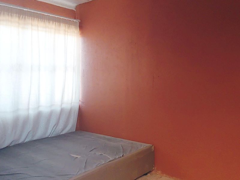 Secure Steady Income with This 6-Unit Rental Property - Photo 5