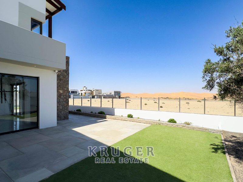 LUXURY DUNE-SIDE RESIDENCE | KRAMERSDORF, SWAKOPMUND - Photo 2
