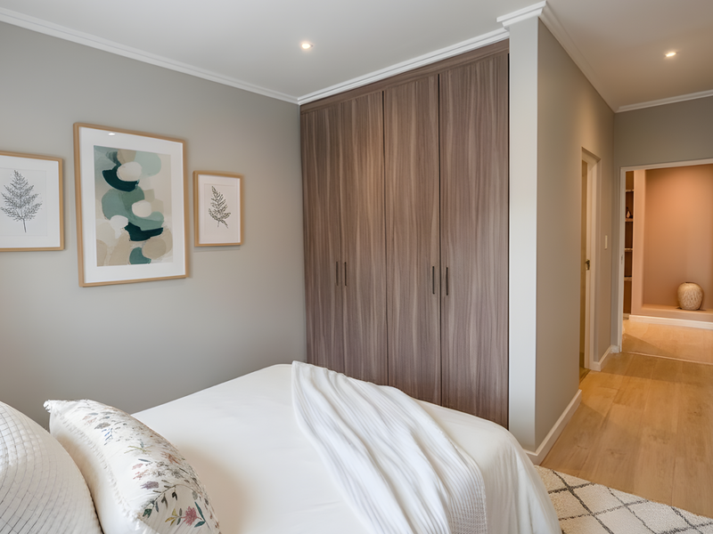 Luxury Living in Prestigious Morningside – Stylish 1-Bedroom Apartment - Photo 6