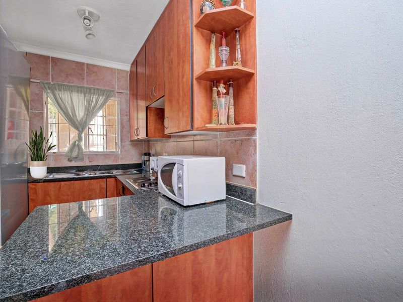 BEGINNERS LUCK - Photo 5