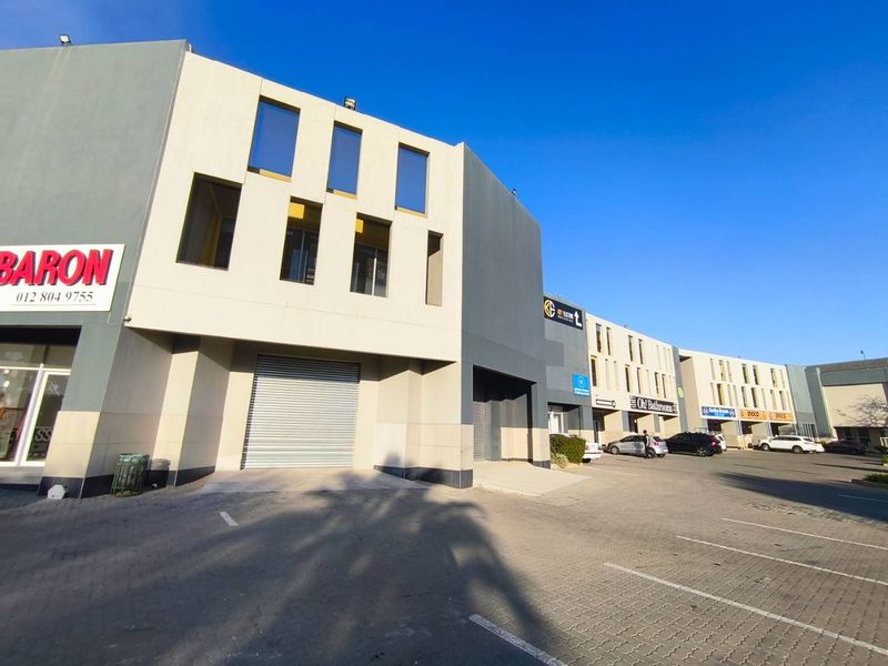 429m2 Showroom / Retail Space to Let in Midrand - Photo 4