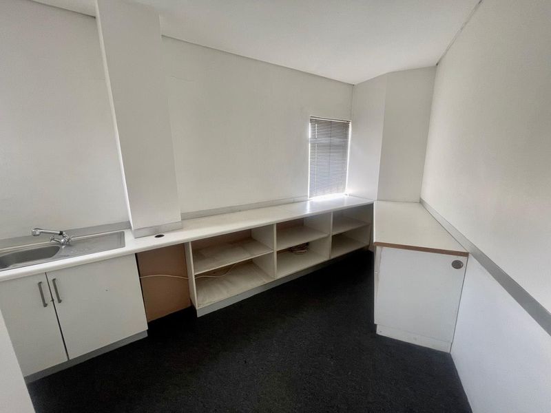 Hendra - Mini Factory / Warehouse To-Let | Red Hill - Photo 6