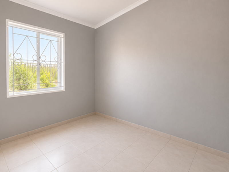 Elegant & Modern 2-Bedroom Home for Sale in Bergman - Photo 9