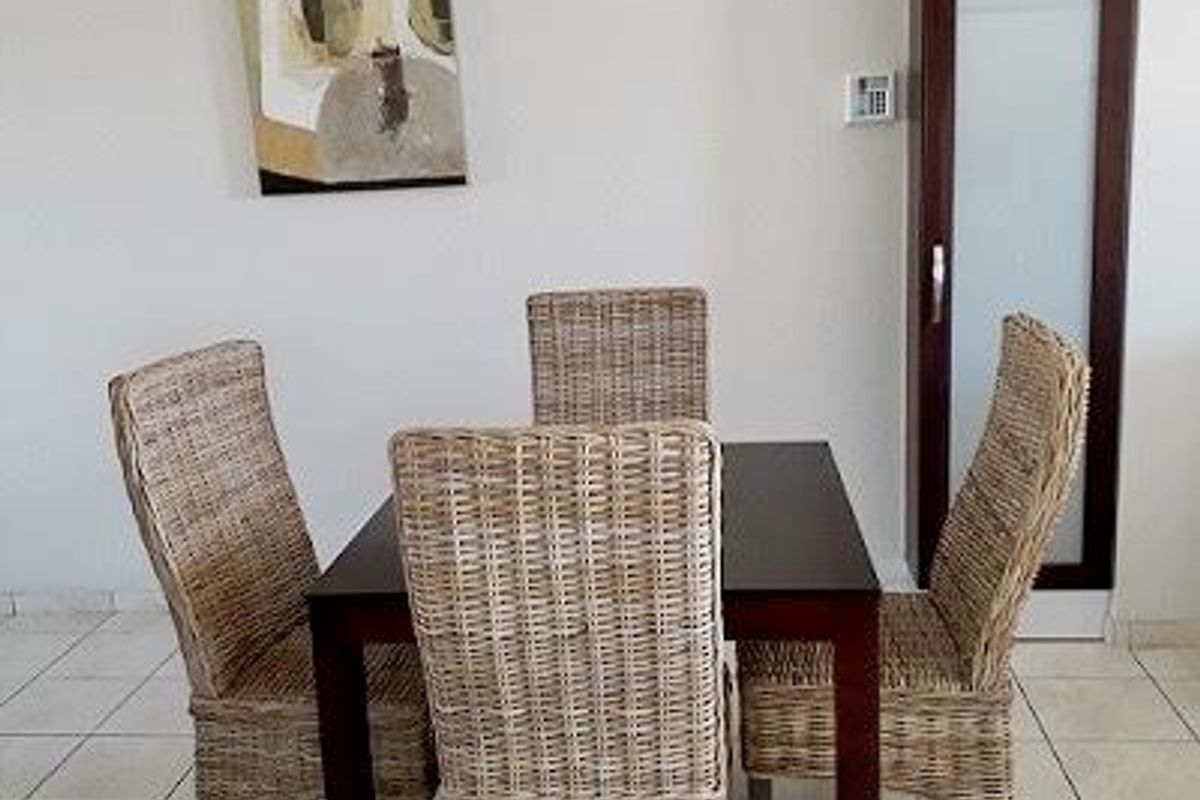 2 Bedrooms Furnished Apartment To Rent in Lagoon - Photo 3
