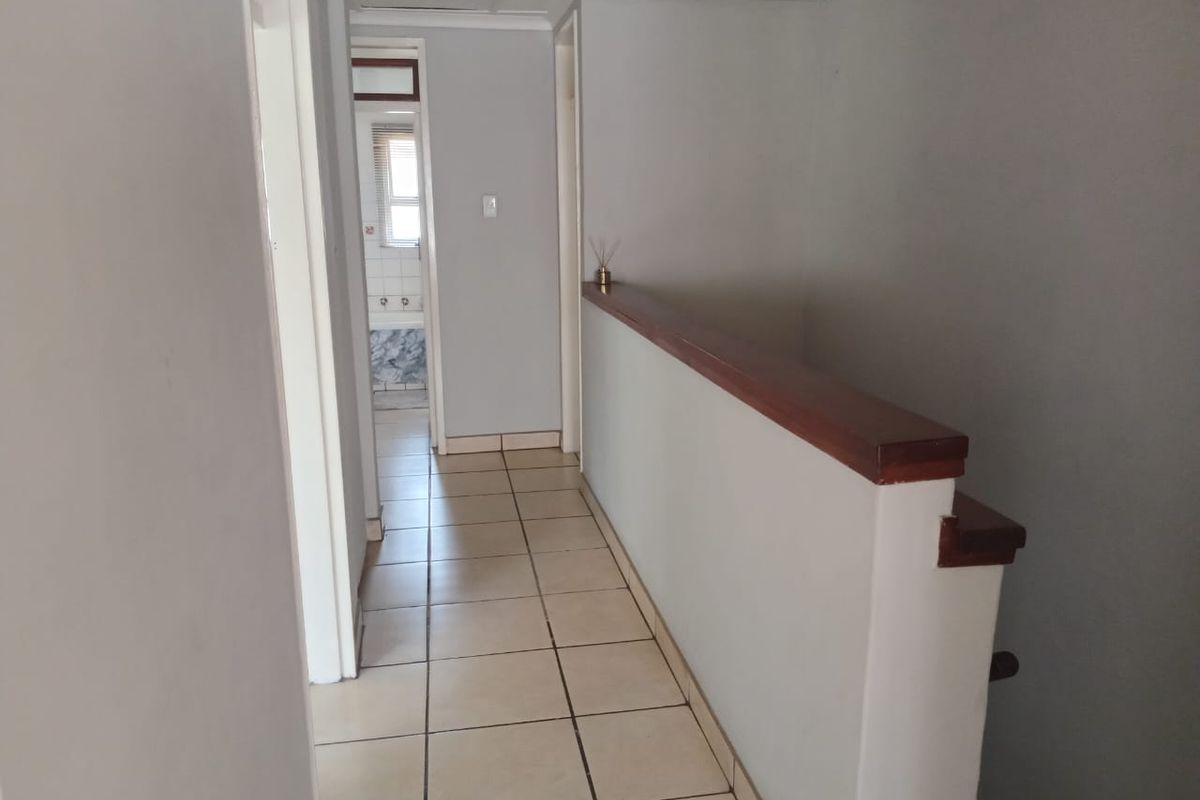 Step into this well-appointed 3-bedroom duplex, offering a perfect blend of comfort, style, and practicality. - Photo 5