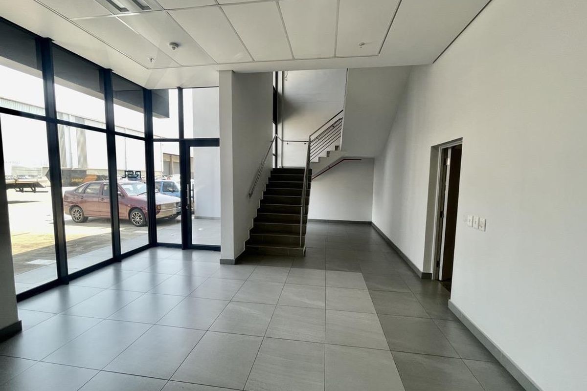 Hendra Estates -1603sqm A-Grade Mini Factory To Let - Mount Edgecombe - Photo 2