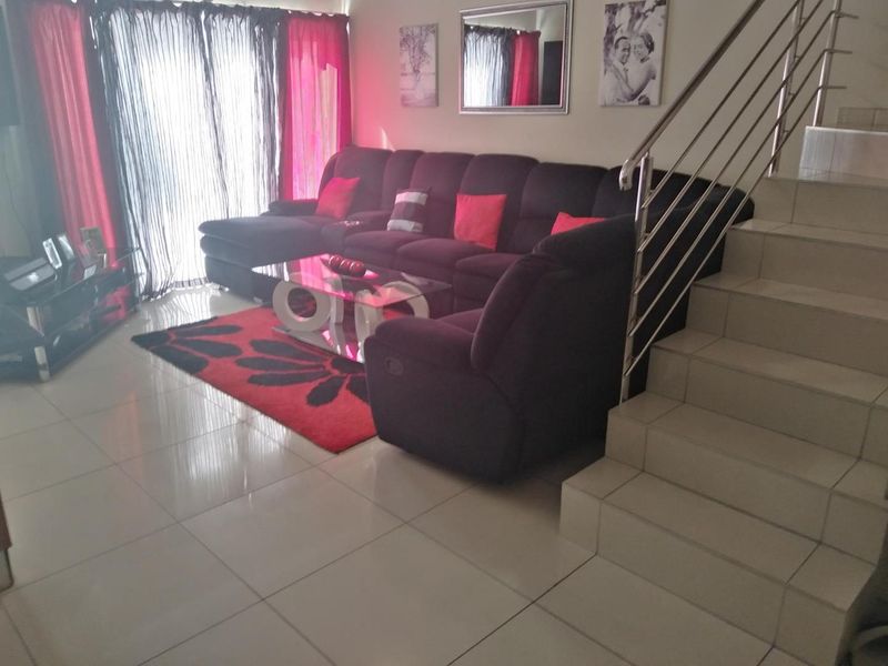 Duplex Townhouse close to Development Bank - Photo 4