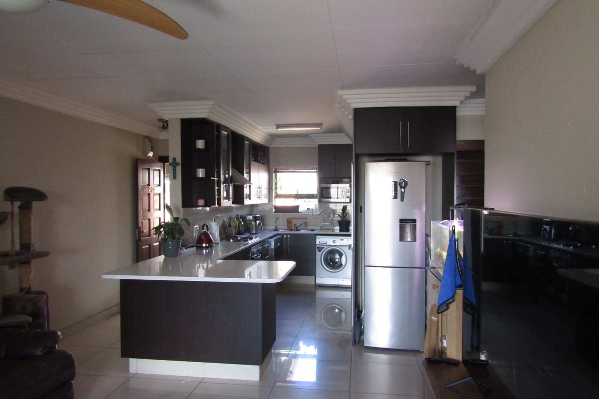 Priced to Sell - Photo 4