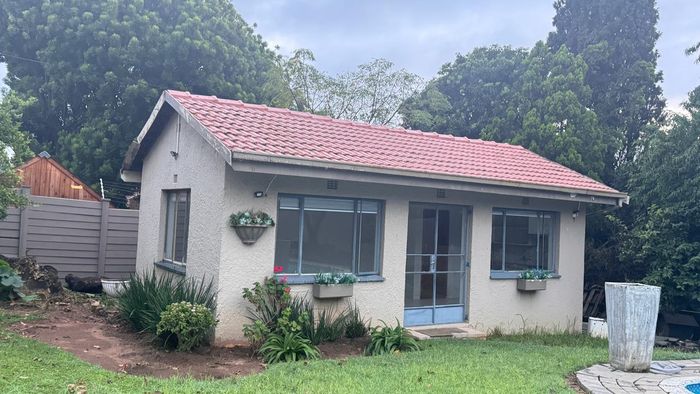 Property #2488164, Cottage Rental Monthly in Randpark Ridge