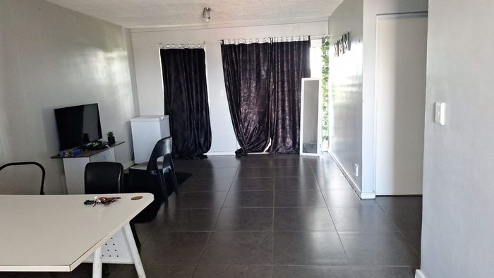 Property #2476246, Apartment For Sale in Windhoek West