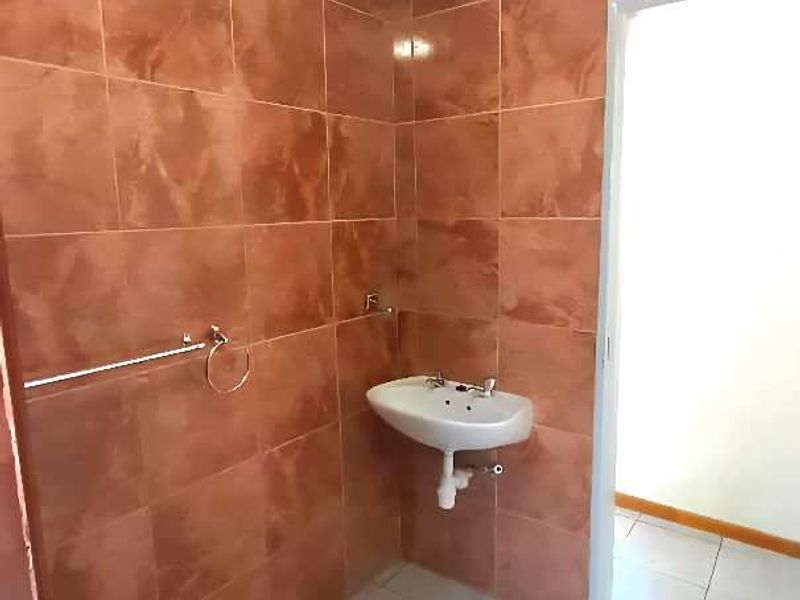 FLAT FOR SALE - Photo 9