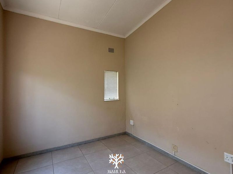 FOR SALE | N$6 300 000.00 | JOINT MANDATE  📍LUXURY HILL, WINDHOEK - Photo 10