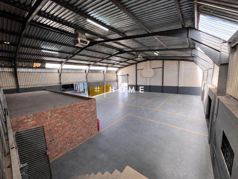 Commercial Property in Southern Industrial Area - Photo 2