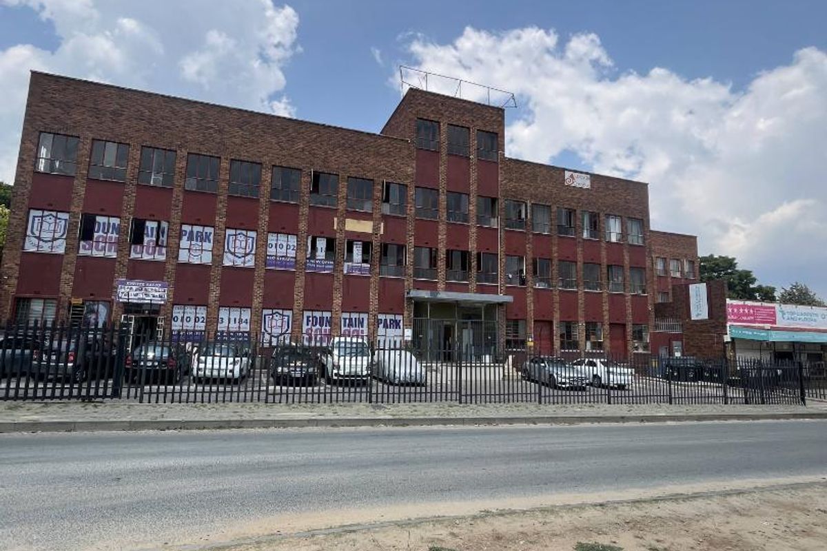 High-Yield Commercial Investment | Fountainbleau, Randburg – R12.5M - Photo 4