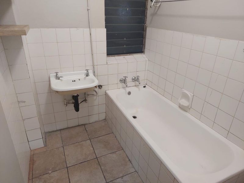 Stunning 1 bedroom unit is now for sale in Upper Sunnyside. - Photo 4