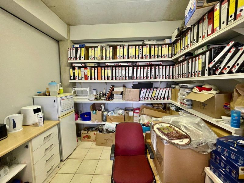 Hendra - Prime 1,303m2 Commercial Property For Sale – Umhlanga Ridge - Photo 10