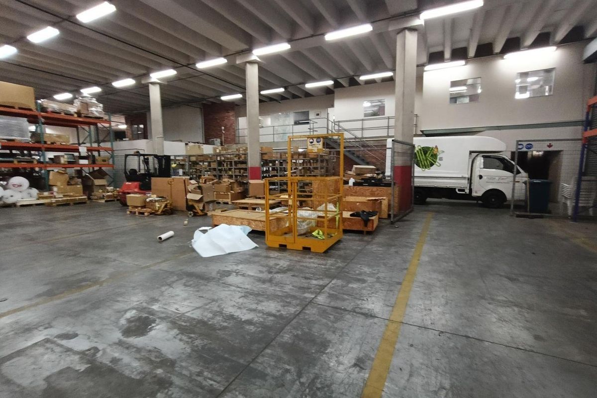 1224m2 - Warehouse To Lease | Shared Yard - Photo 3