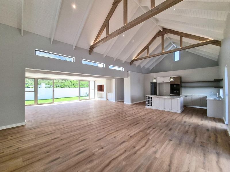 Architectural Excellence in Vermont's Crown Jewel - Photo 10