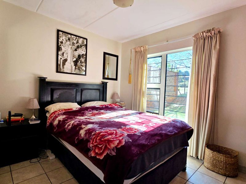 Secure Living in Olympus - Photo 8