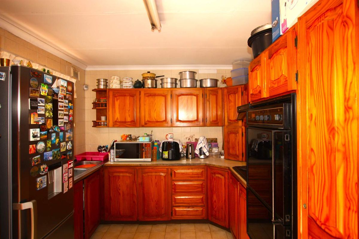 3 Bedroom House Wyebank Kloof. - Photo 5