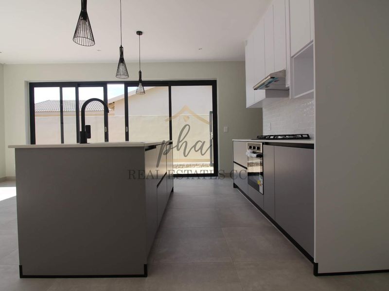 3 Bedroom townhouse for sale - Swakopmund (Kramersdorf) - Photo 6