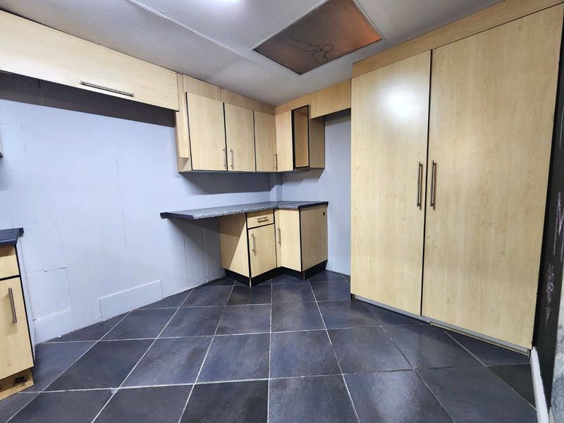 Income-Producing Property in a High-Demand Location - Photo 10