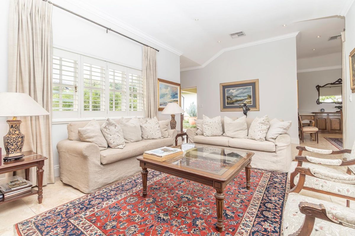 A Standout Masterpiece in Waterfall Hills - Photo 5