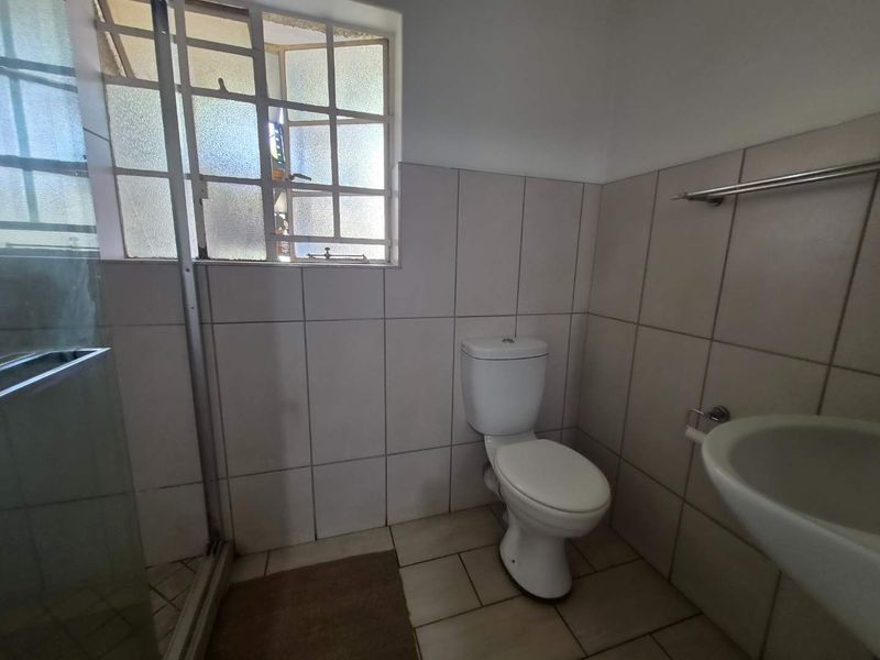 2 Bedroom Home to Rent in Colbyn - Photo 9